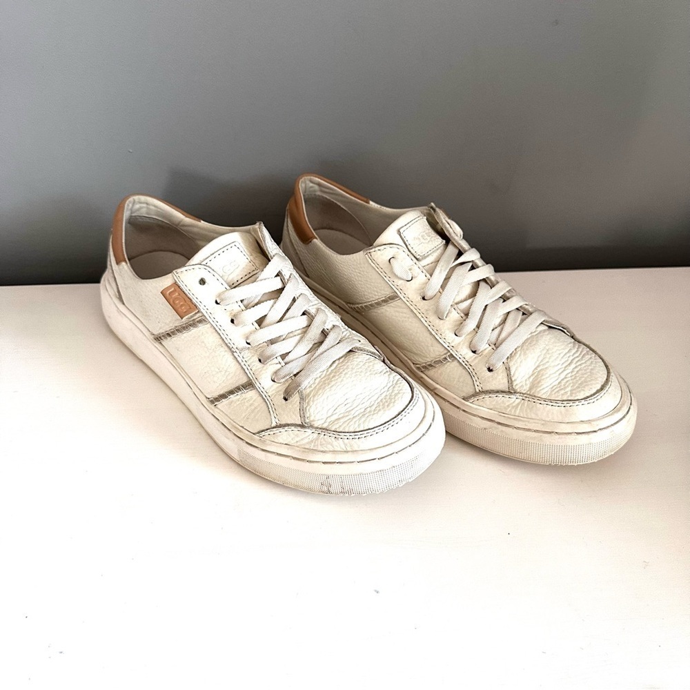 UGG white leather sneakers size 7 - Picture 4 of 8